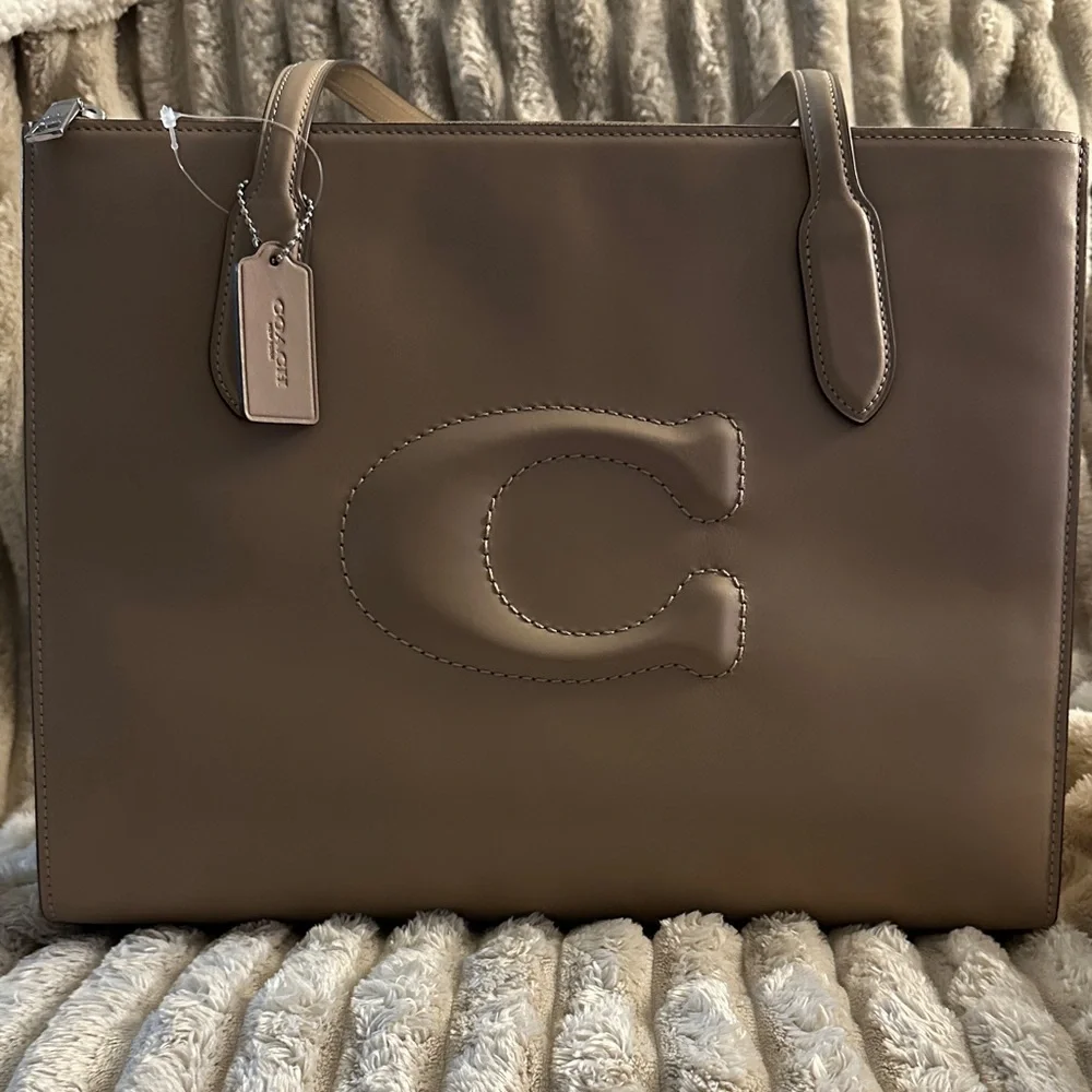 Coach Tan Leather Tote Bag - Picture 13 of 13